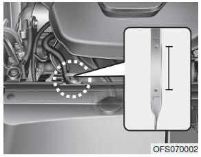 1. Be sure the vehicle is on level ground. 2. Start the engine and allow it